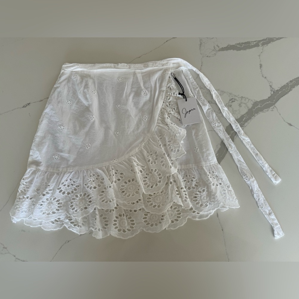 White Summer Skirt Size Small.